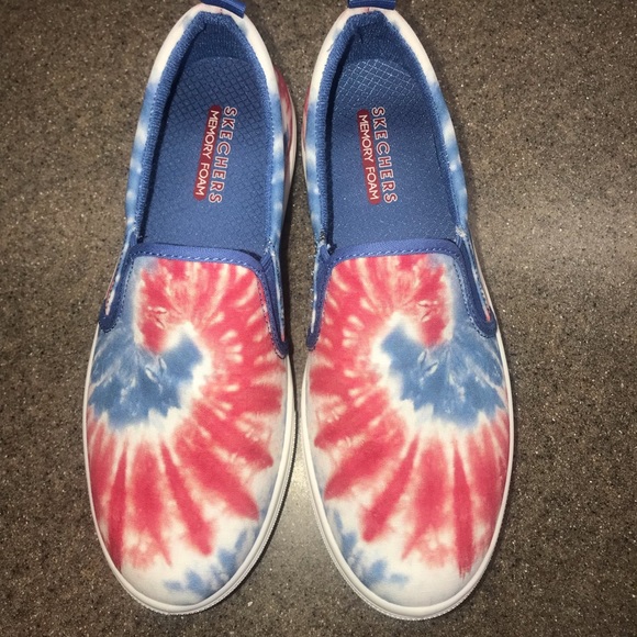 🆕 Skechers Poppy “Hippy Hype” Slip On Sneakers - Picture 5 of 8